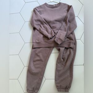 GAP Women's Crew Neck Sweater and pant set in Brown